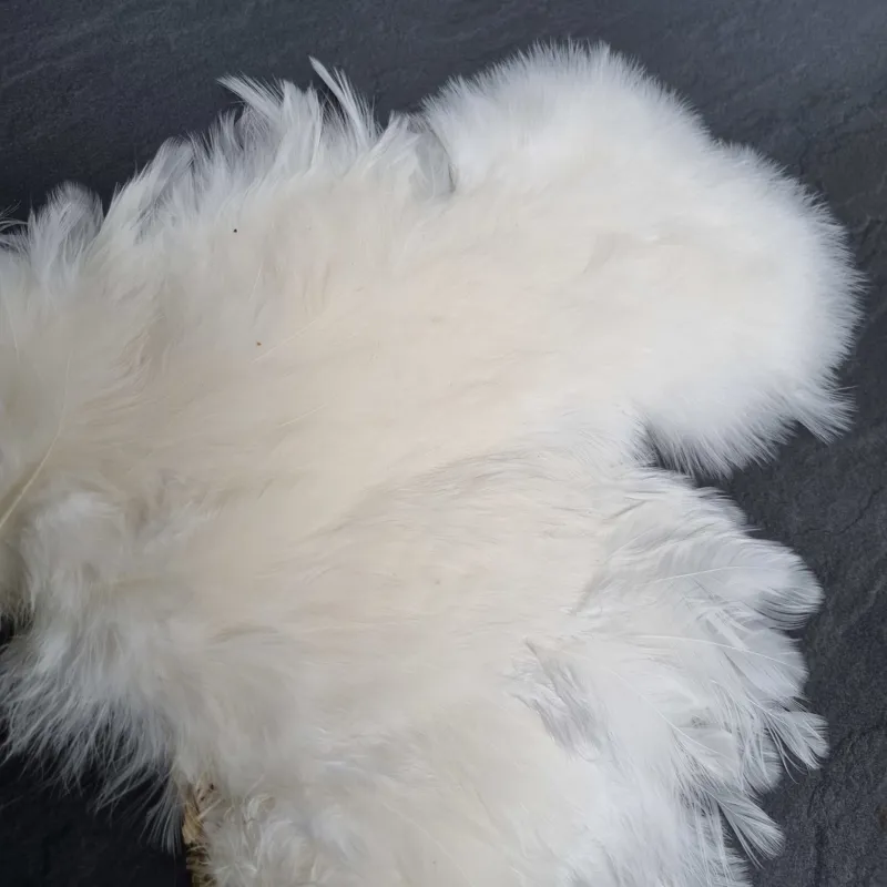 Whiting Coq de Leon Hen Soft Hackle with Chickabou in Pure White